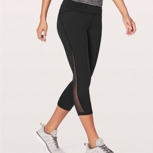 Lululemon cropped leggings with mesh detail on side